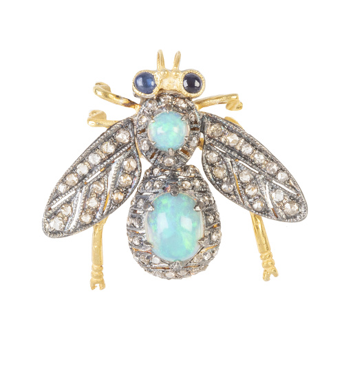 Broche mosca con cuerpo de ópalo, ojos de zafiro y alas y c