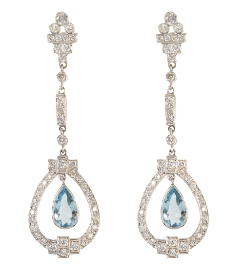 Pendientes largos de brillantes con aguamarina talla pera c