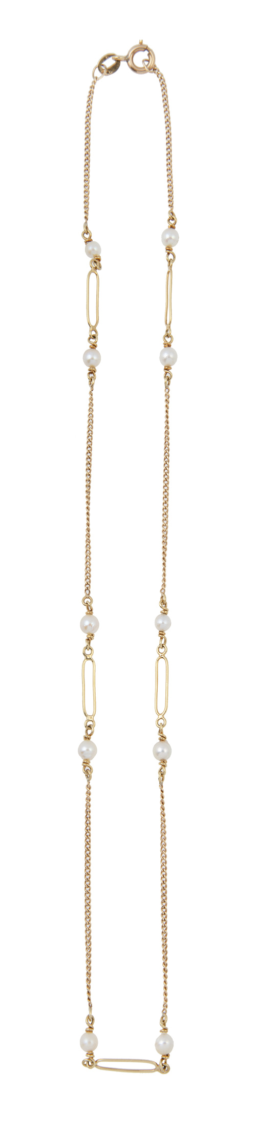 Gargantilla de cadena de oro con perlas