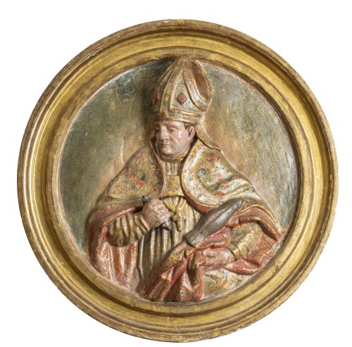 Tondo con San Antilano de Zamora.Relieve de madera tallad