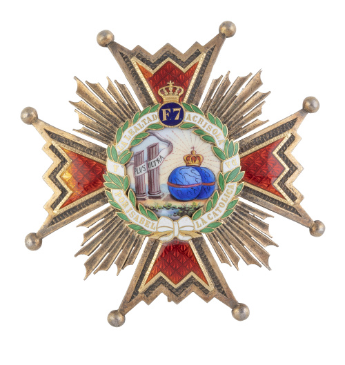 Gran Cruz de la Real Orden de Isabel la Católica en plata v