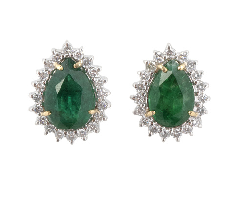Pendientes con esmeraldas talla pera de 2 ct aprox cada una