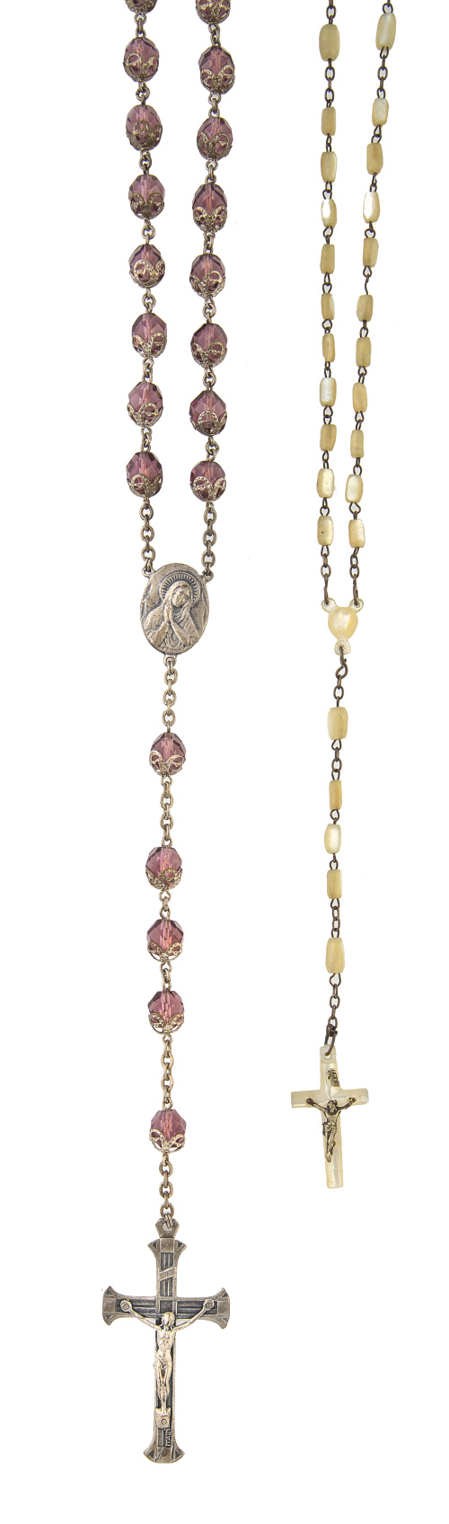 Lote de dos rosarios de pp. S.XX , uno de nácar y uno de am