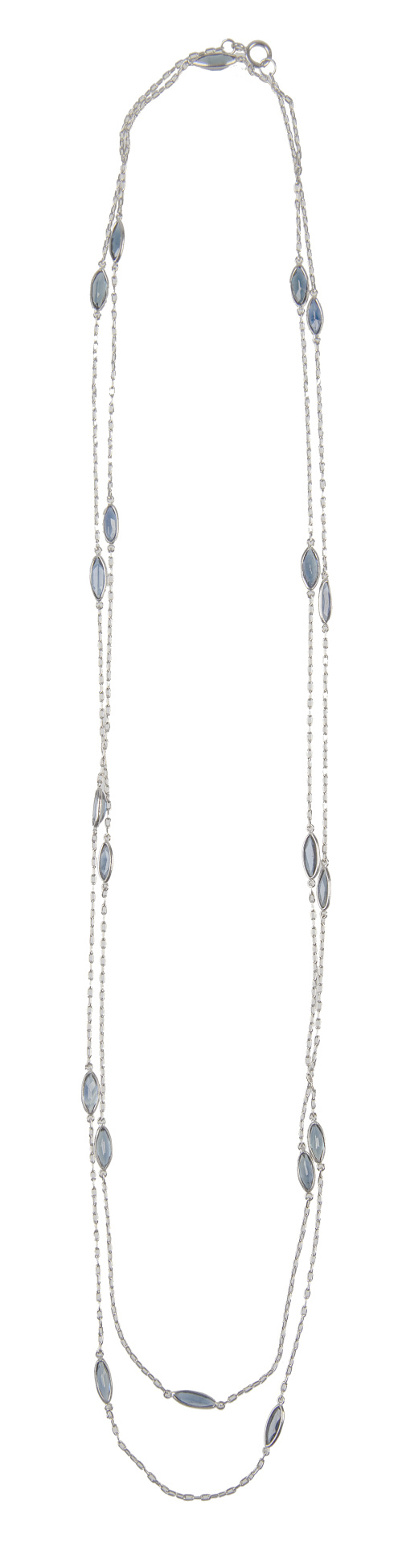 Collar de cadena fina decorada con zafiros talla navette en