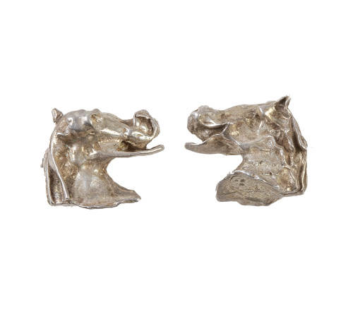 Conjunto de pendientes y colgante DALI con cabezas de cabal