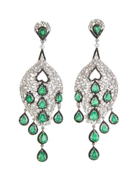 Pendientes de espectacular diseño con esmeraldas de talla g