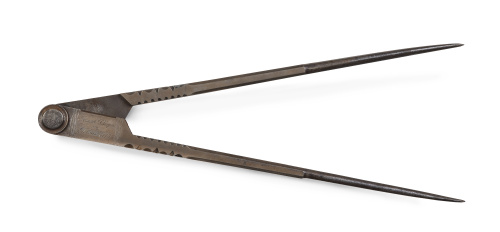 Compás Carlos III en hierro. Firmado.Joseph Vargas, en To