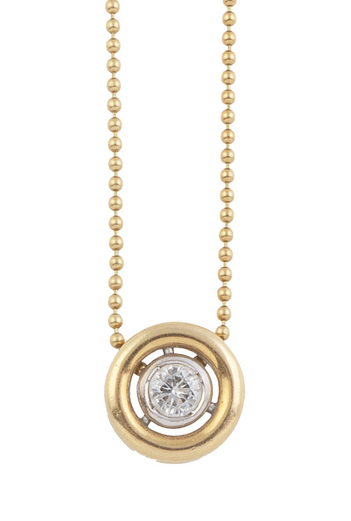 Conjunto de pendientes y colgante con solitarios de chatone