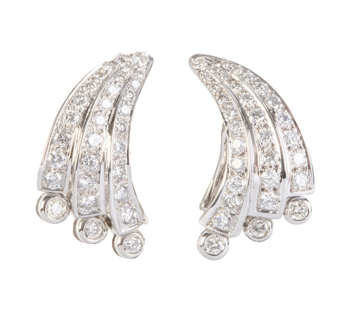 Pendientes de brillantes con diseño estela de tres bandas c