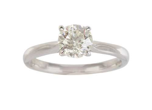 Sortija solitario con brillante de 1,02 ct engastado en cua