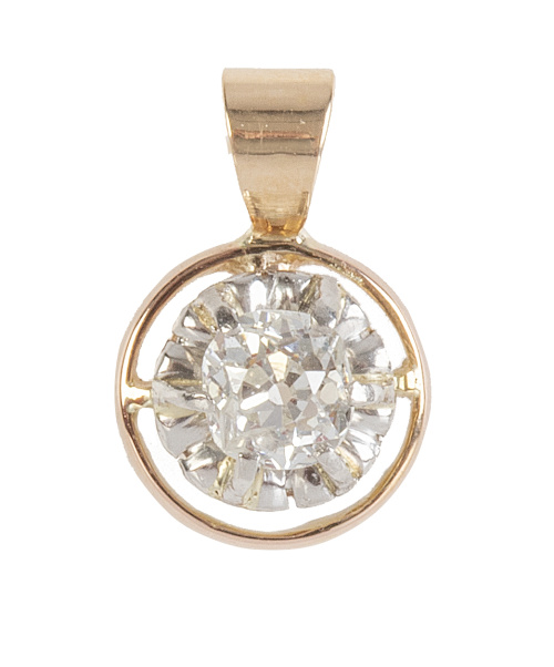 Colgante con brillante central de 0,30 ct engastado en garr
