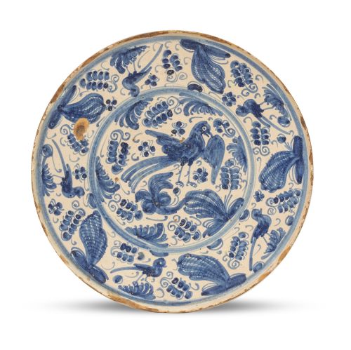 Salvilla de cerámica esmaltada en azul y blanco con pajarit