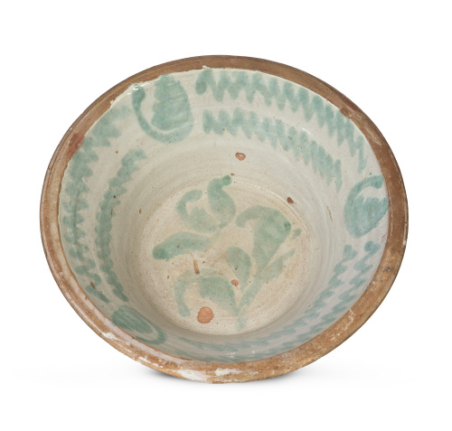 Lebrillo de cerámica esmaltada en blanco y verde.Fajalauz