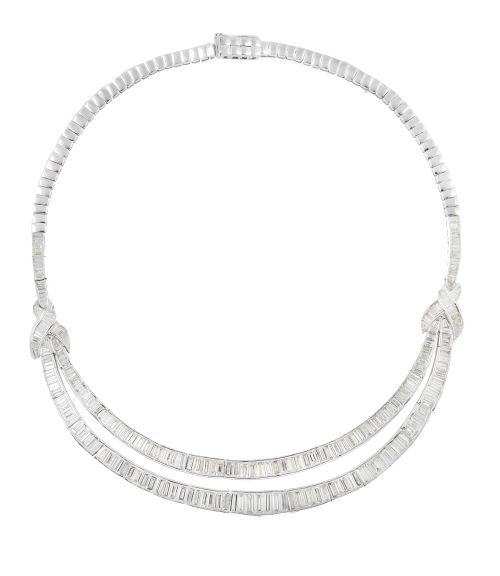 Collar de baguettes de diamantes en dos bandas frontales de