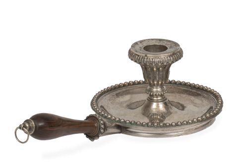 Palmatoria de plata con mango de madera.S. XIX.