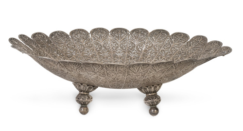 Cestillo en filigrana de plata.Méjico o Perú, S. XVII.