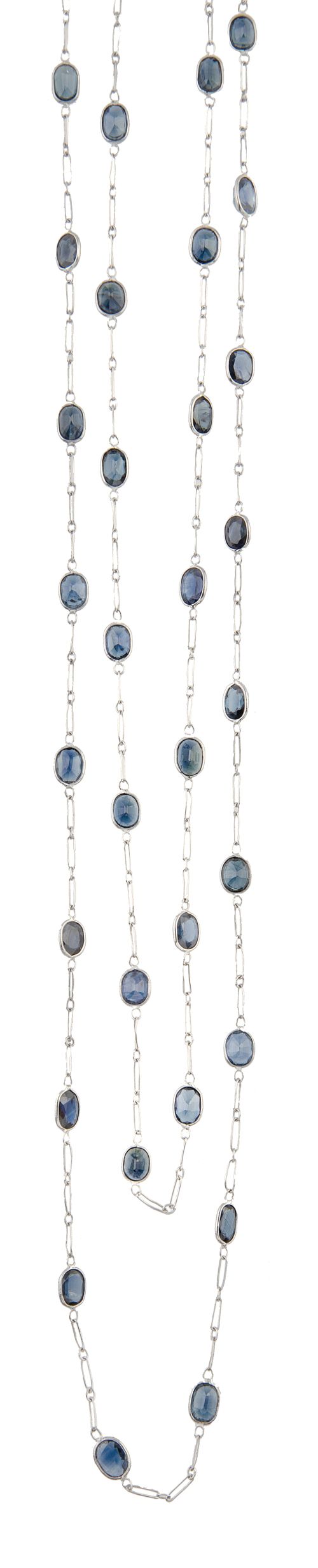 Collar largo de cadena con 37 zafiros ovales combinados con
