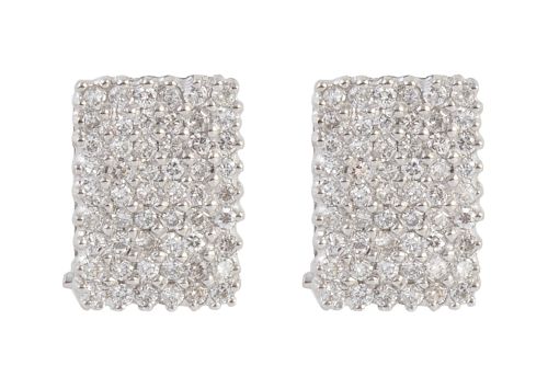 Pendientes de pavé de brillantes en forma de rectángulo