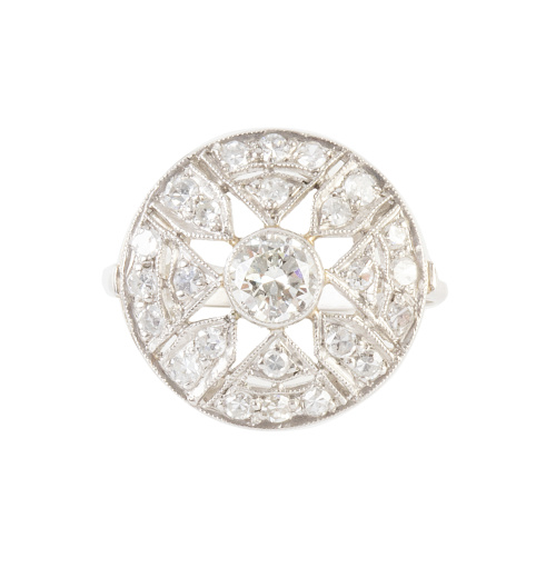 Sortija circular de brillantes estilo Art-Decó con chatón c
