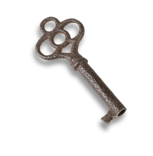 Caja de caudales de hierro y acero con trabajo de damasquin