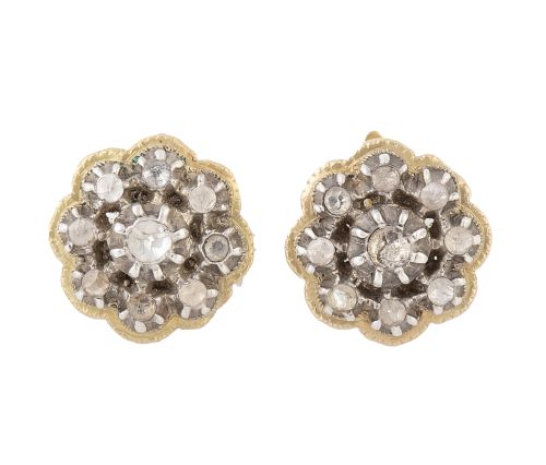 Pendientes de pp. S. XX roseton de zafiros blancos