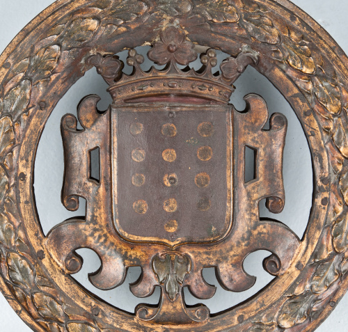 Cancela de dos hojas Alfonsina en el estilo renacentista en