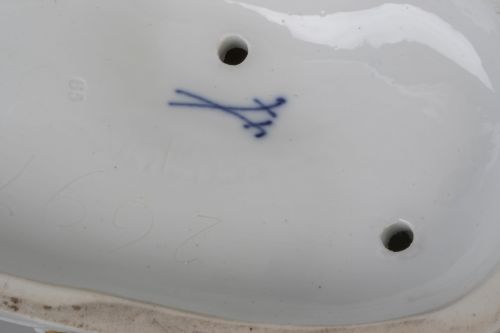 El rapto de Europa.Grupo escultórico de porcelana esmalta