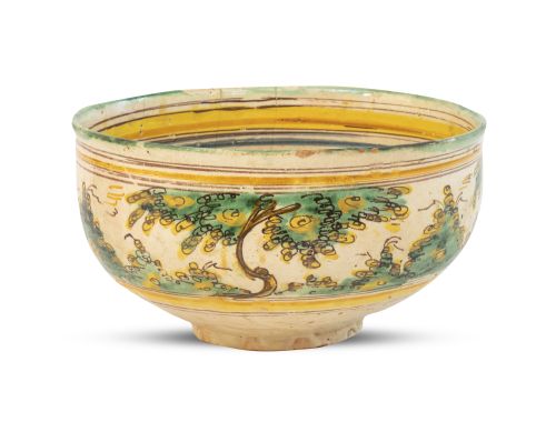 Cuenco de cerámica esmaltada con ave.Talavera-Puente del 