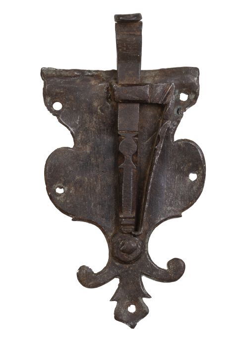 Placa de cerradura de hierro recortado.España, S. XVII - 