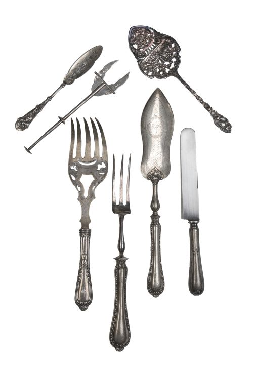 Lote de seis cubiertos de servir de plata y plata vermeille