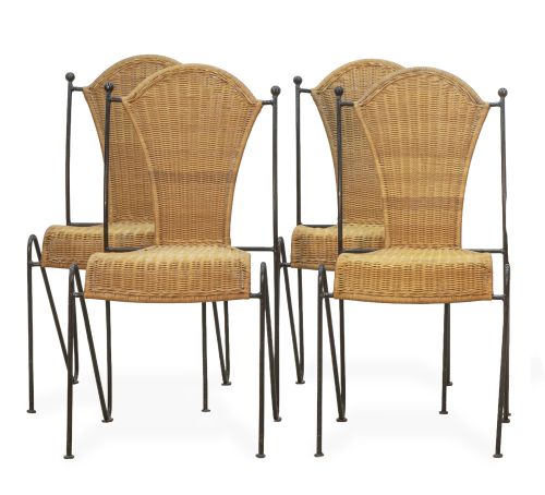 Juego de cuatro sillas de comedor de hierro y mimbre.Fred