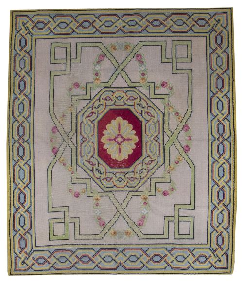 Alfombra en lana de estilo Carlos IV de campo beige y decor