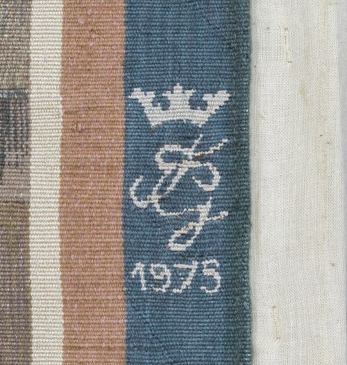 "La partida de caza y el cazador cargando la escopeta".Ta