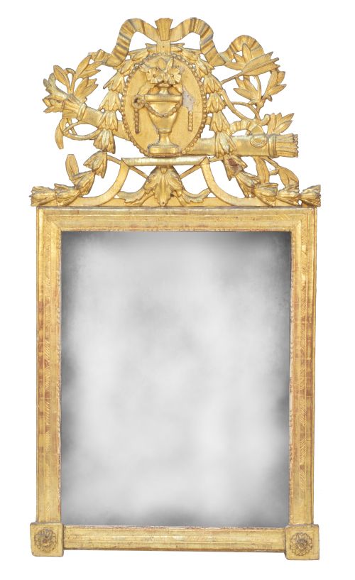 Espejo Carlos IV de madera tallada y dorada.España, final