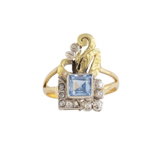 Sortija chevalier años 30 con piedra azul central talla cua