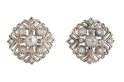 Pendientes diseño rosetón con decoración calada de brillant