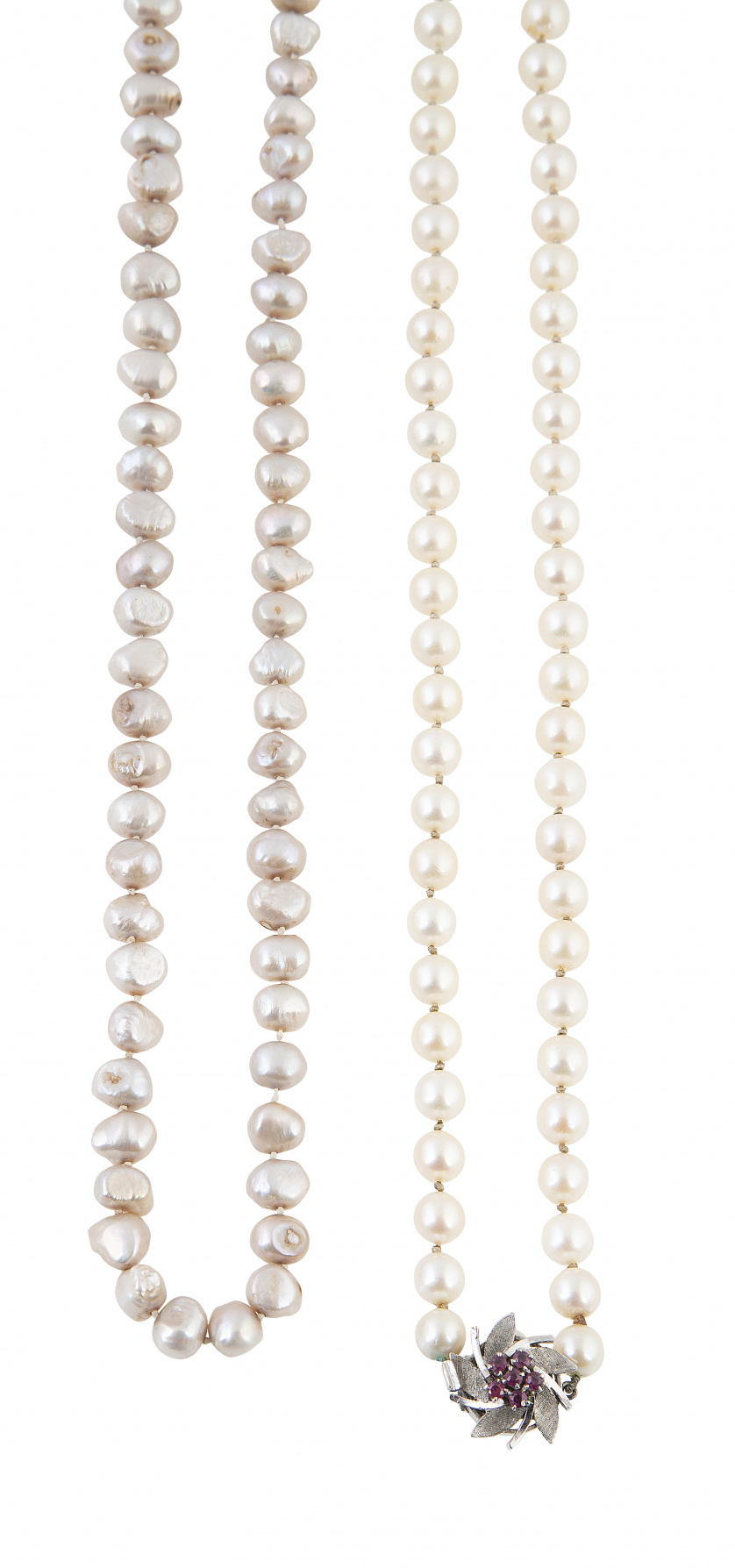 Lote de dos collares de perlas