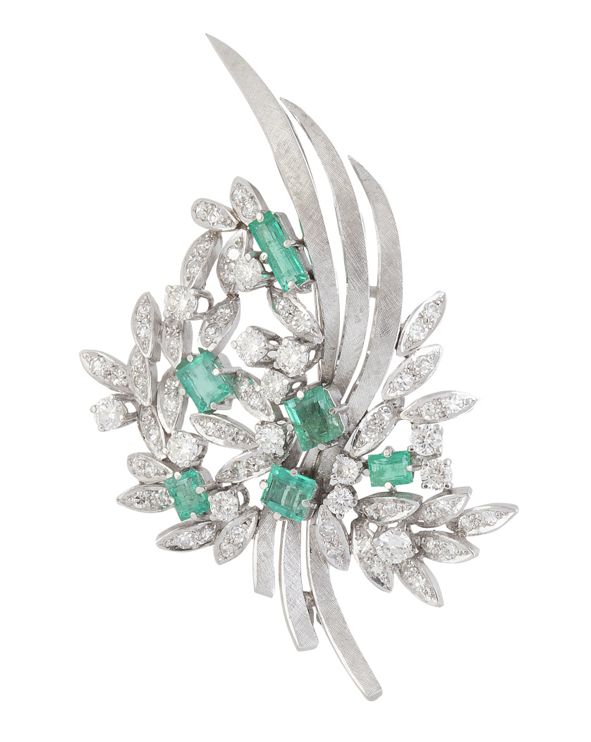 Broche con diseño de ramo floral de brillantes y esmeraldas